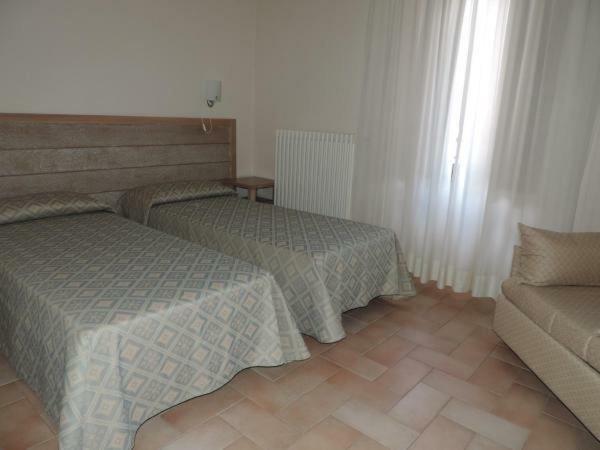 Alojamento de Acomodação e Pequeno-almoço Casa Religiosa Di Ospitalità San Ponziano